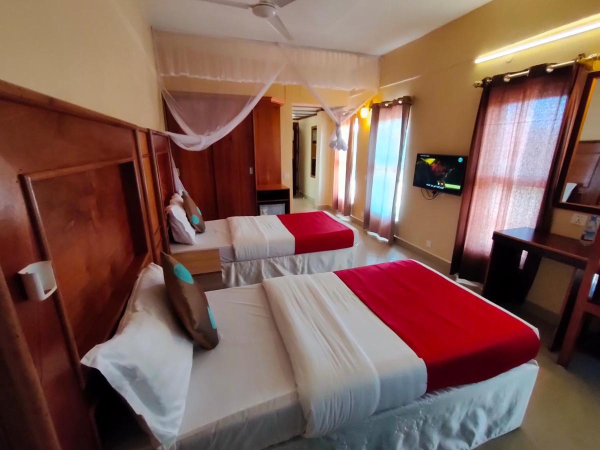 Pulickal Airport Hotel Entebbe Luaran gambar